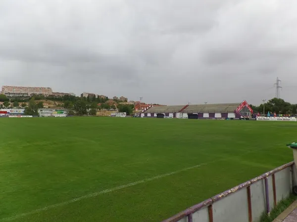 Campo 1 Anexos del José Zorrilla hierba natural