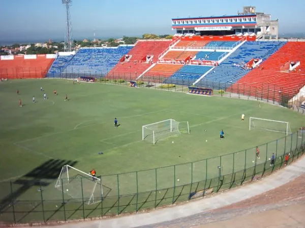 Estadio ueno La Nueva Olla