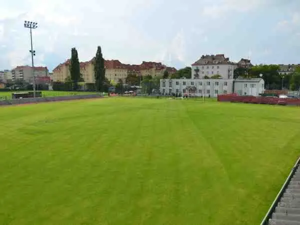 Sportplatz Rax